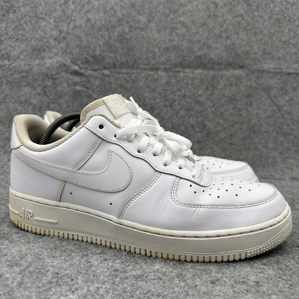 Nike Air Force 1 Low 07 Mens 11 Triple White Leather Classic Sneakers Shoes AF1